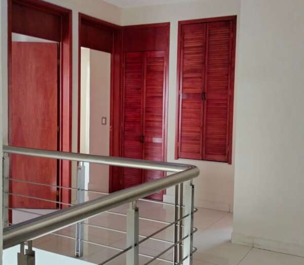 CASA EN VENTA: ARBOLEDAS 2DA SECC. - Image 7