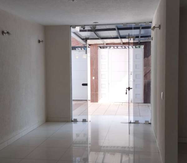 CASA EN VENTA: ARBOLEDAS 2DA SECC. - Image 13