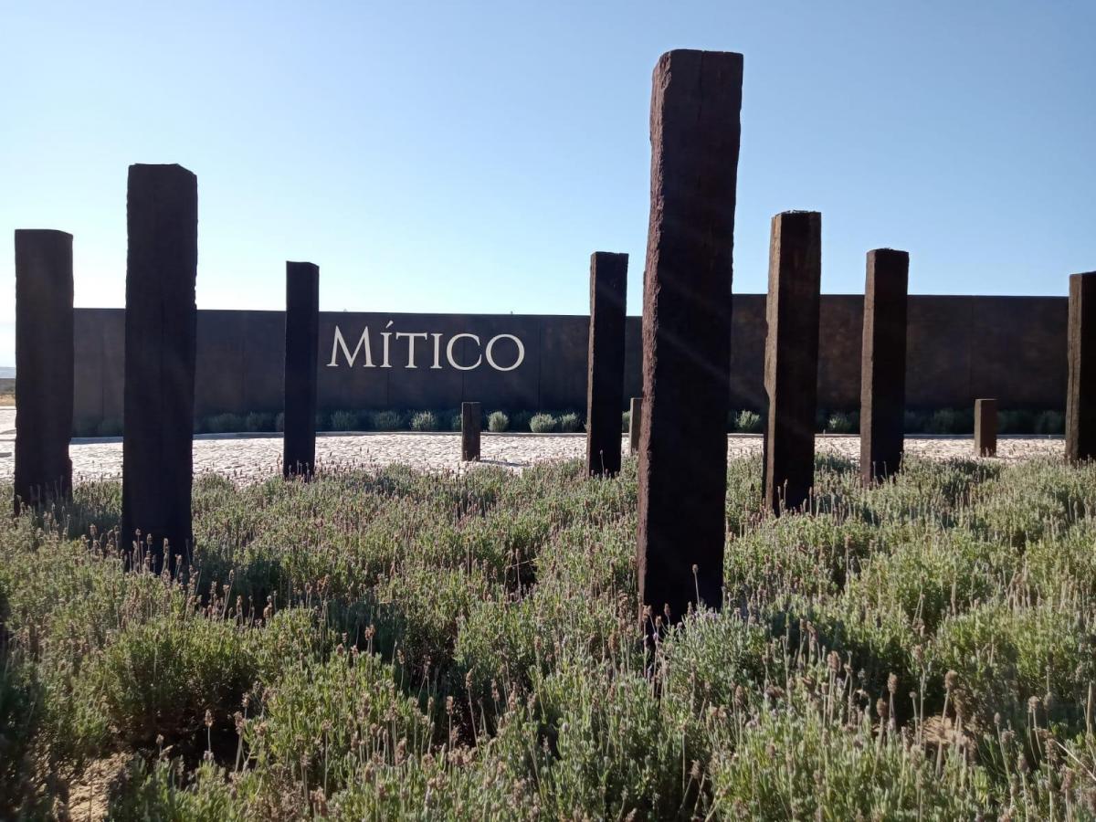 TERRENO EN VENTA en Fraccionamiento MÍtico, SAN MIGUEL DE ALLENDE - Image 2