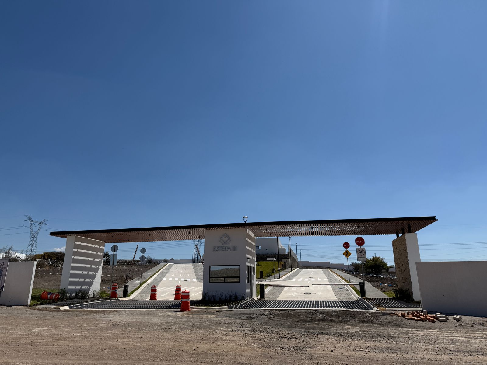 Terreno en el condominio Páramo 3, Lote 16. Querétaro. - Image 4