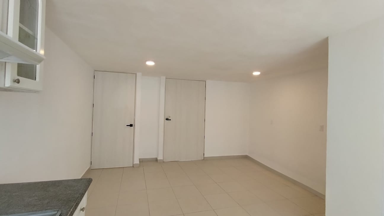 Casa en Venta | Av. Las Torres, Celaya, Gto. - Image 3